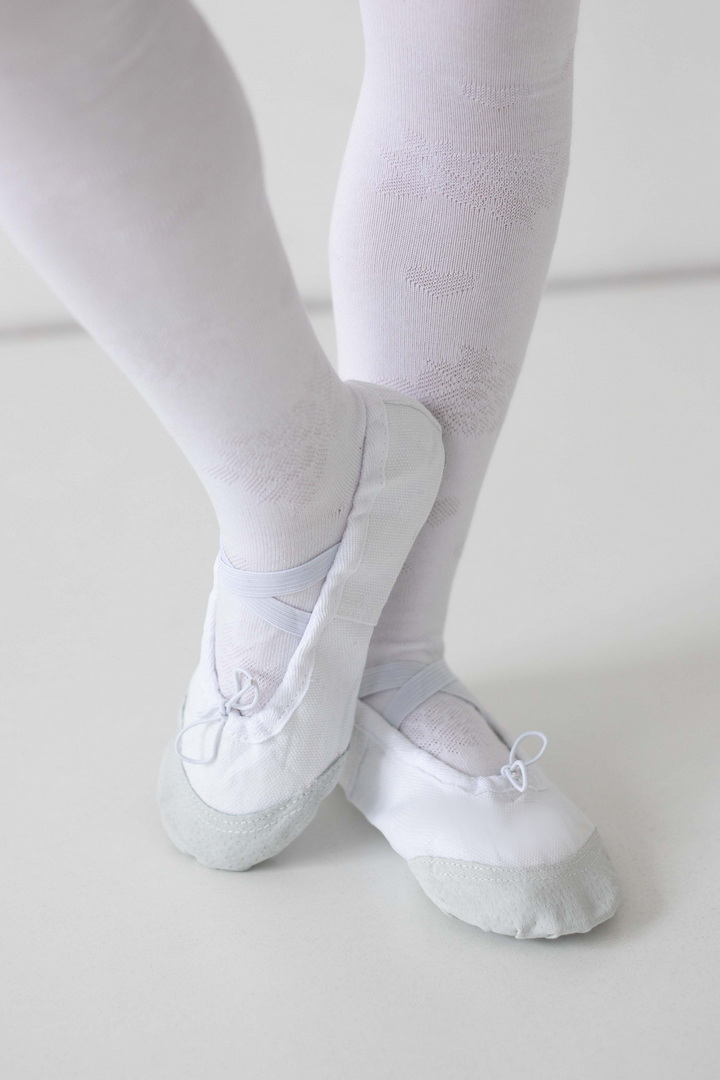 Дитячі білі балетки